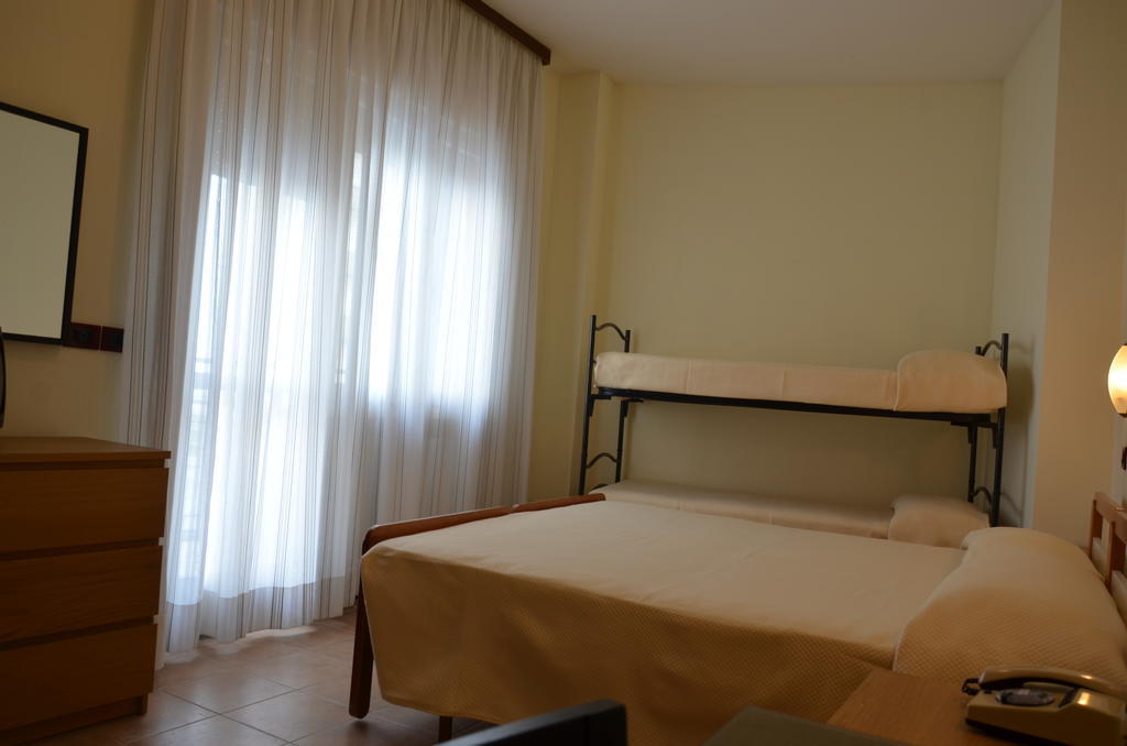 Hotel Mirage Milano Marittima Extérieur photo
