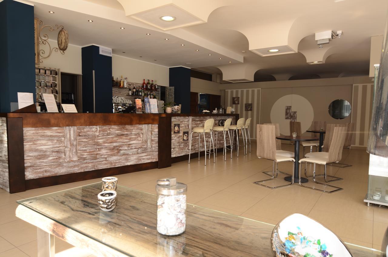 Hotel Mirage Milano Marittima Extérieur photo
