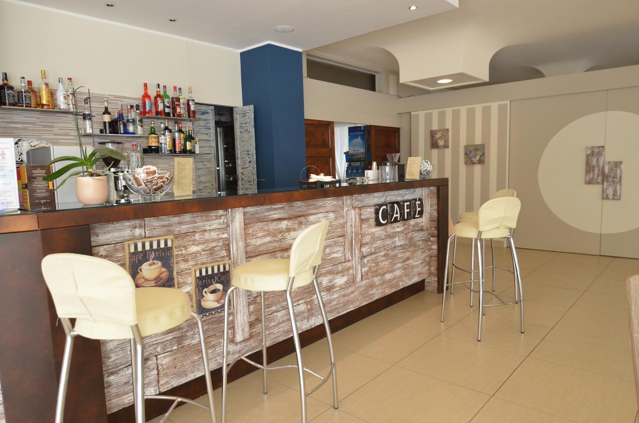 Hotel Mirage Milano Marittima Extérieur photo