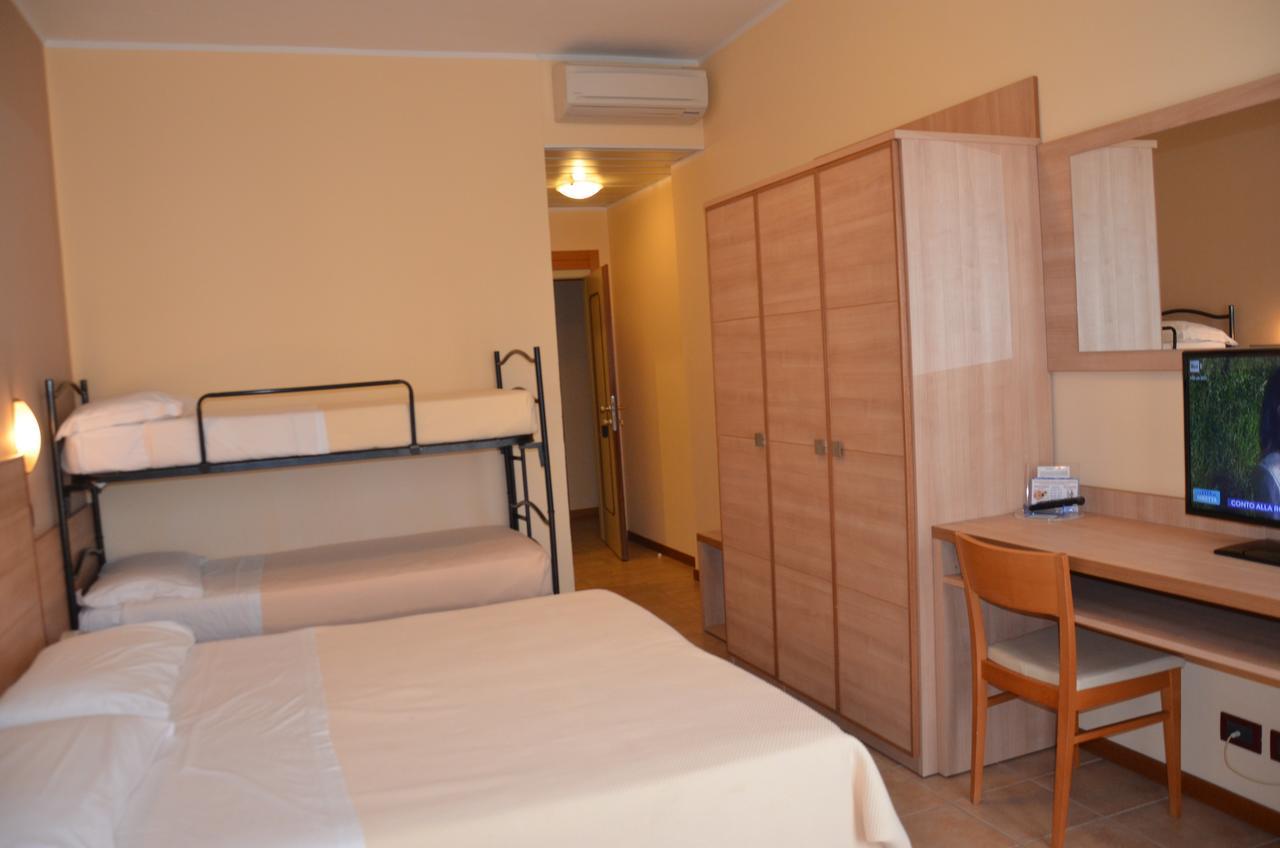 Hotel Mirage Milano Marittima Extérieur photo